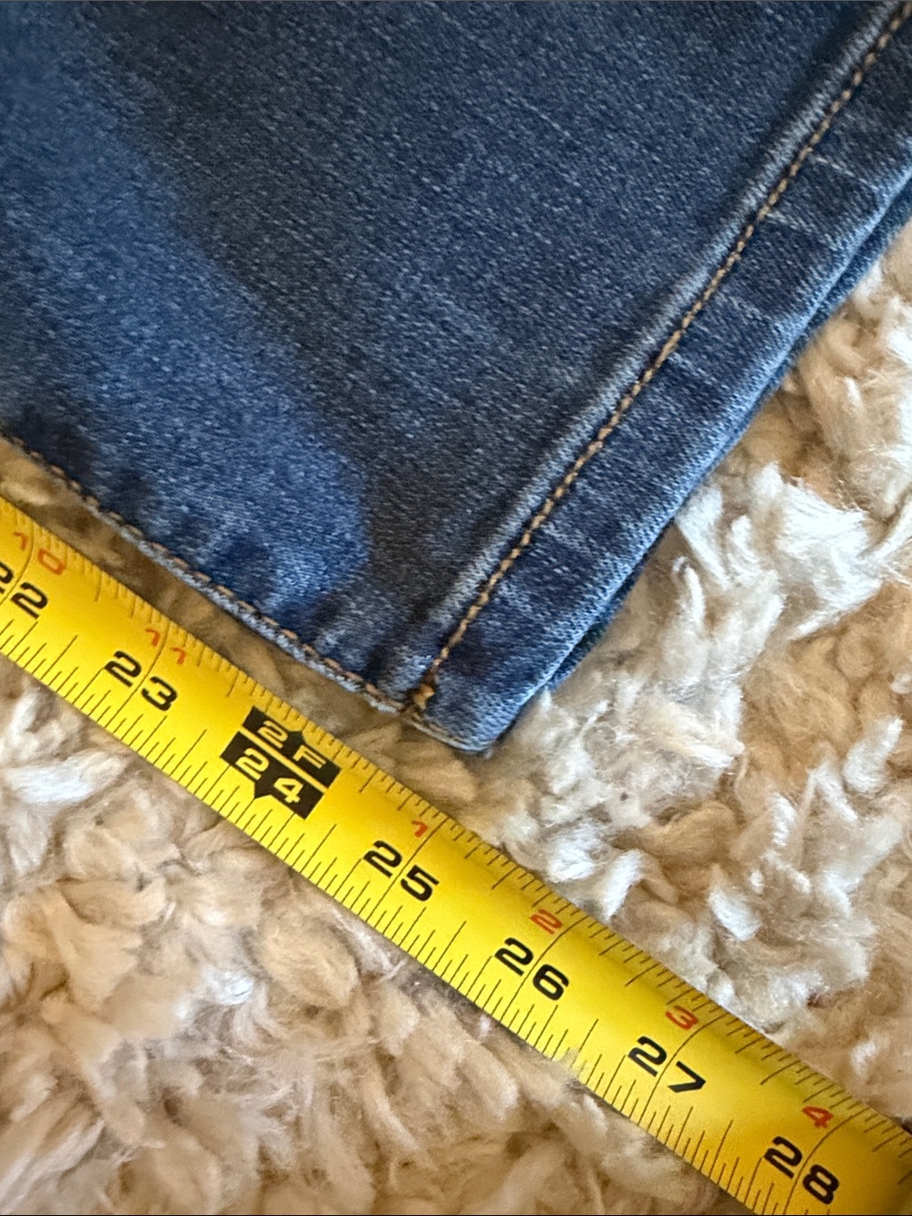 Judy Blue Jeans Size 16W Stretch Relaxed Fit Gently Used Distressed - Picture 14 of 14